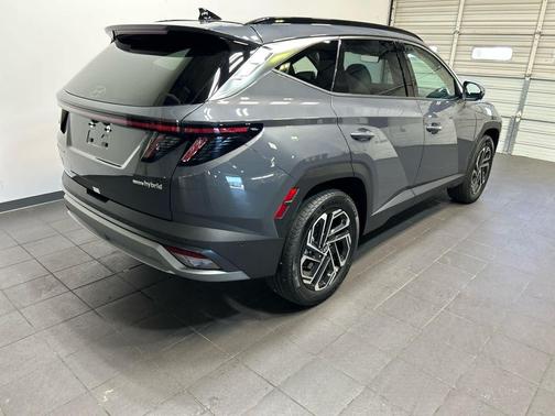 Ecotronic Gray 2026 Hyundai TUCSON Hybrid Limited