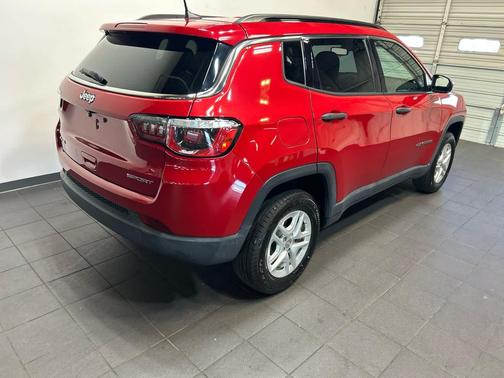Redline Pearlcoat 2019 Jeep Compass Sport