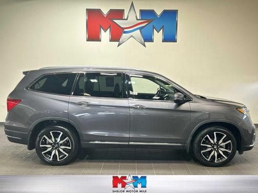 Modern Steel Metallic 2020 Honda Pilot AWD Elite