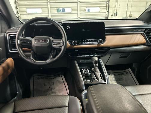 Desert Sand Metallic 2023 GMC Canyon AT4