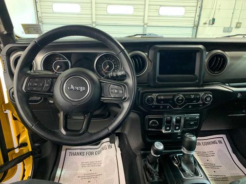 Hellayella Clearcoat 2021 Jeep Wrangler Willys