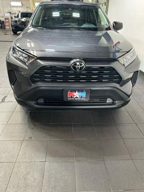 Magnetic Gray Metallic 2022 Toyota RAV4 LE
