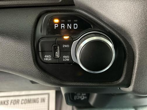 Bright White Clearcoat 2022 RAM 1500 Tradesman