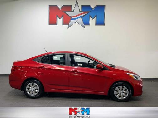 2016 Hyundai Accent SE