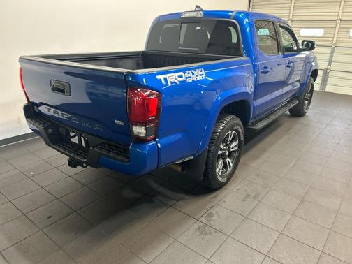 Blazing Blue Pearl 2018 Toyota Tacoma TRD Sport