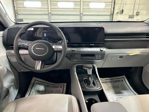 Atlas White 2026 Hyundai KONA SEL Sport