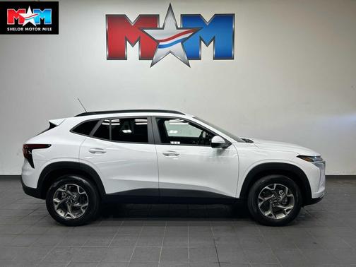 GAZ SUMMIT WHITE 2026 Chevrolet Trax LT