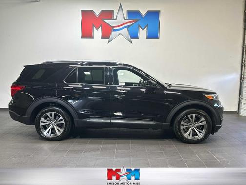 Agate Black Metallic 2020 Ford Explorer Platinum