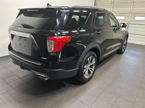 Agate Black Metallic 2020 Ford Explorer Platinum