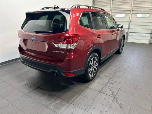 Crimson Red Pearl 2024 Subaru Forester Limited