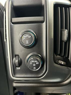 Deep Ocean Blue Metallic 2017 Chevrolet Silverado 1500 1LT