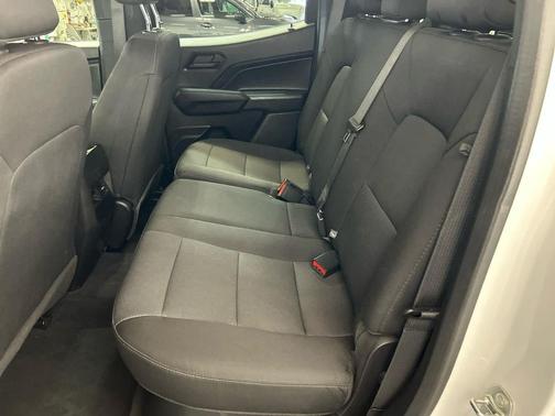 Summit White 2024 Chevrolet Colorado Trail Boss