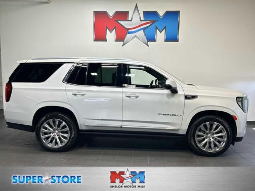 White Frost Tricoat 2022 GMC Yukon Denali