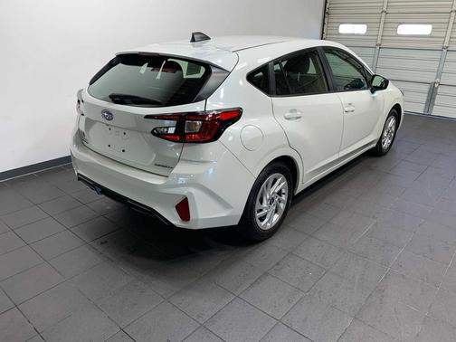 2024 Subaru Impreza Base