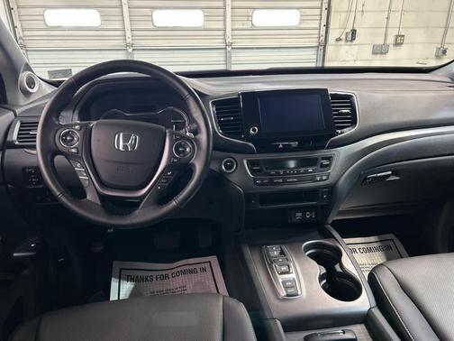 Radiant Red Metallic II 2022 Honda Ridgeline RTL