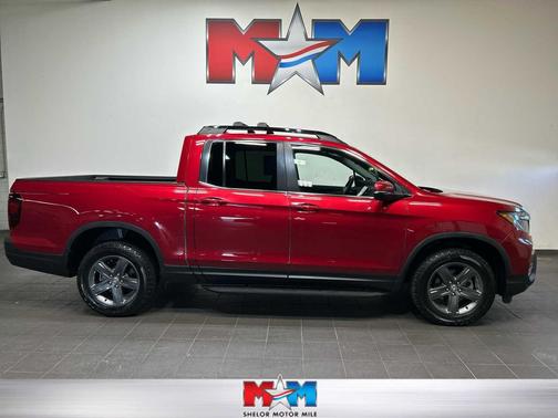 Radiant Red Metallic II 2022 Honda Ridgeline RTL