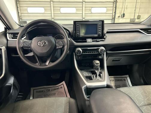 Magnetic Gray Metallic 2022 Toyota RAV4 XLE