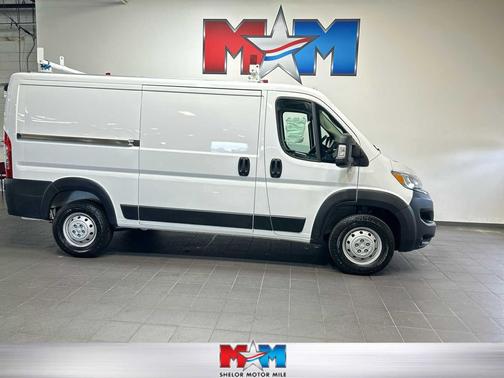 Bright White Clearcoat 2023 RAM ProMaster 2500 Base
