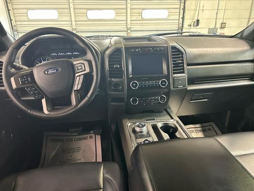 AGATE BLACK METALLIC 2019 Ford Expedition XLT