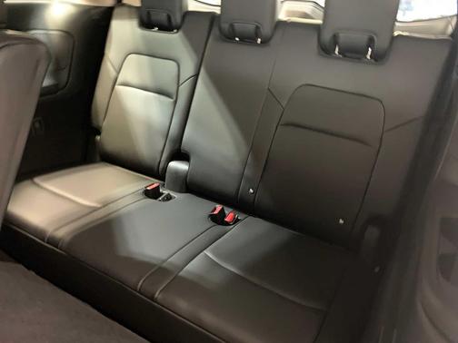 2024 Nissan Pathfinder SL 4WD