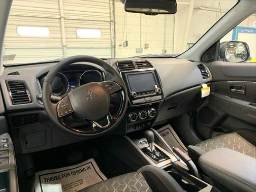 2025 Mitsubishi Outlander Sport 2.0 LE