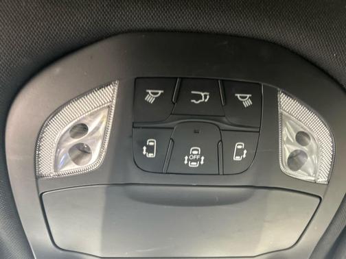 Luxury White Pearlcoat 2019 Chrysler Pacifica Touring-L Plus