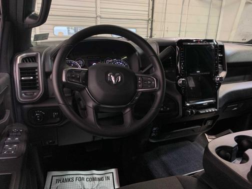 Bright White Clearcoat 2026 RAM 3500 Tradesman Crew Cab 4x4 6'4' Box