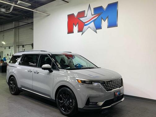 2024 Kia Carnival SX
