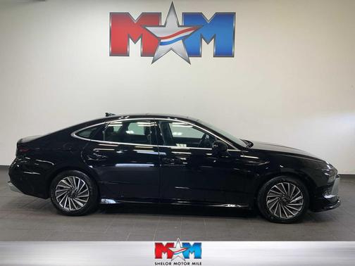 2024 Hyundai SONATA Hybrid Limited