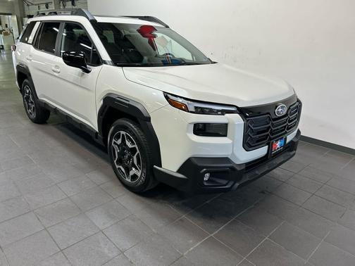 CRYSTAL WHITE 2026 Subaru Outback Touring