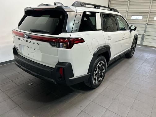 CRYSTAL WHITE 2026 Subaru Outback Touring