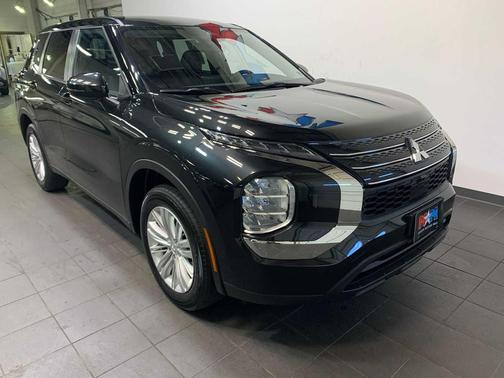 2024 Mitsubishi Outlander ES 2.5 S-AWC