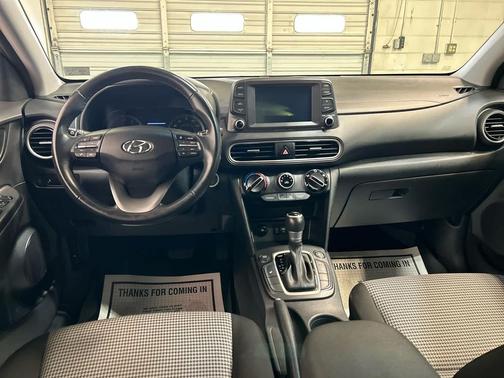2021 Hyundai KONA SEL