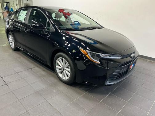 Midnight Black Metallic 2026 Toyota Corolla LE