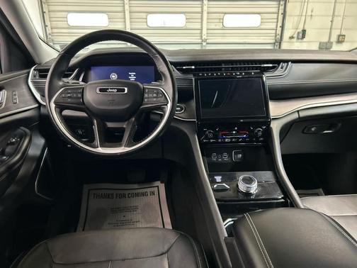 Diamond Black Crystal Pearlcoat 2021 Jeep Grand Cherokee L Limited