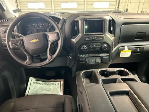 Summit White 2026 Chevrolet Silverado 2500 Custom