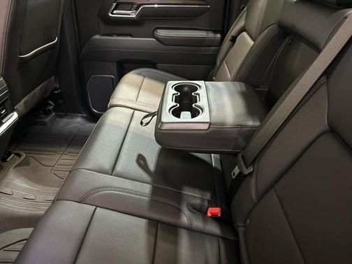 Volcanic Red Tintcoat 2024 GMC Sierra 1500 SLT