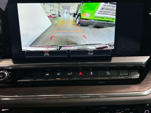 Volcanic Red Tintcoat 2024 GMC Sierra 1500 SLT