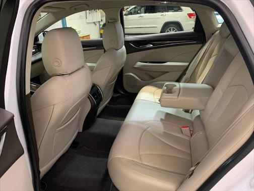 2017 Buick LaCrosse Essence