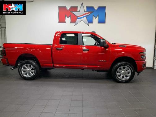 2026 RAM 2500 Big Horn Crew Cab 4x4 6'4' Box