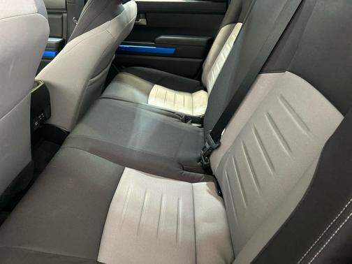 2025 Toyota Tacoma Hybrid TRD Sport