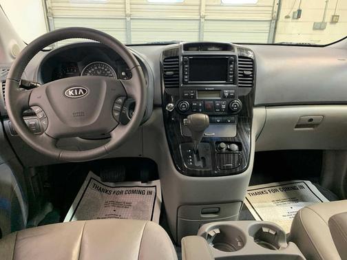 2011 Kia Sedona EX