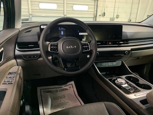 2026 Kia Carnival Hybrid EX