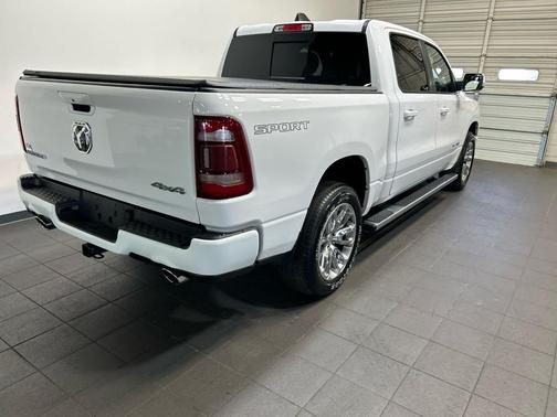 Bright White Clearcoat 2023 RAM 1500 Laramie
