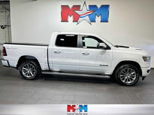 Bright White Clearcoat 2023 RAM 1500 Laramie