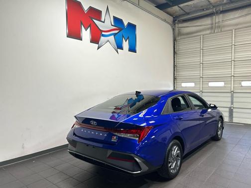 Intense Blue 2024 Hyundai ELANTRA HEV Blue