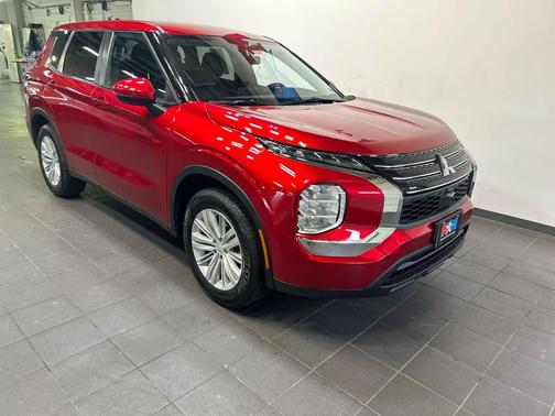 Red Diamond 2024 Mitsubishi Outlander ES 2.5 2WD