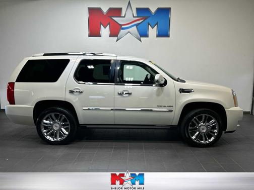 White Diamond Tricoat 2014 Cadillac Escalade Platinum Edition