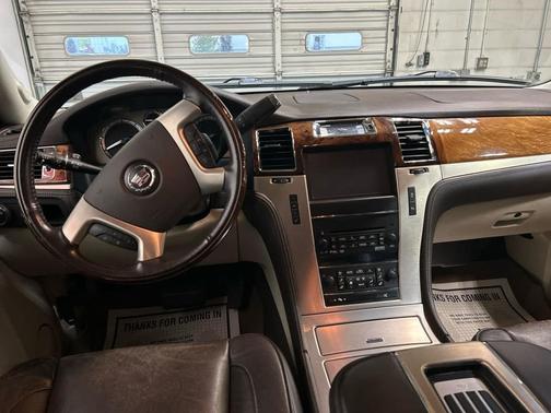 White Diamond Tricoat 2014 Cadillac Escalade Platinum Edition
