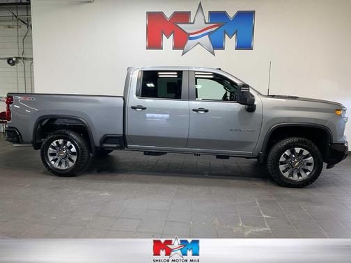 2025 Chevrolet Silverado 2500 Custom